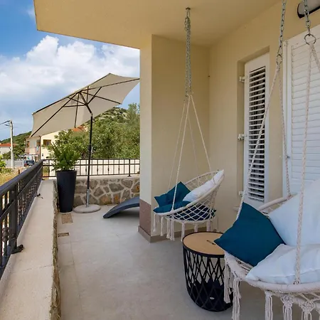 Stunning Home In Miholascica Σπίτι διακοπών
