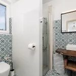 Stunning Home In Miholascica