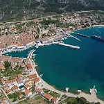 Stunning Home In Miholascica *