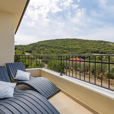 度假居 Awesome In