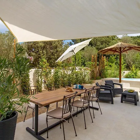 Awesome In 度假居 Miholascica