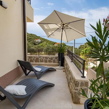Stunning Home In Miholascica * Miholascica